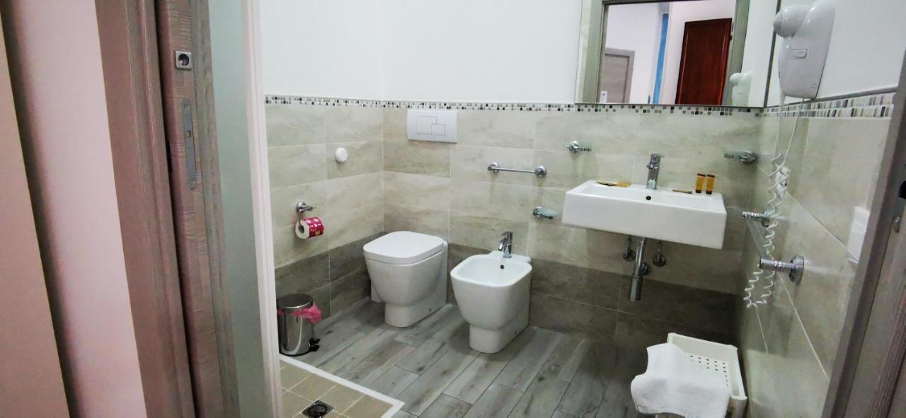 Perla Del Sud - Guest House لامبيدوزا المظهر الخارجي الصورة